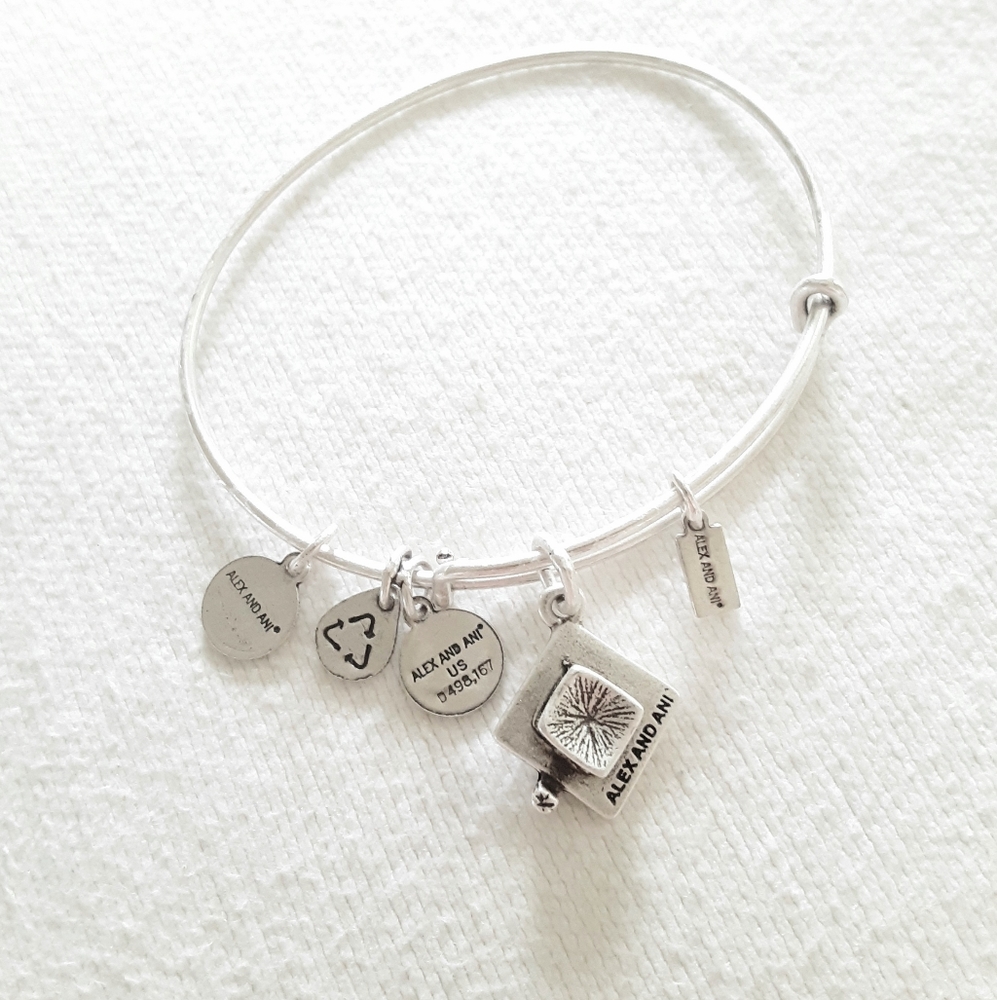 Alex & Ani Graduation Cap 2017 Rafaelian Bracelet